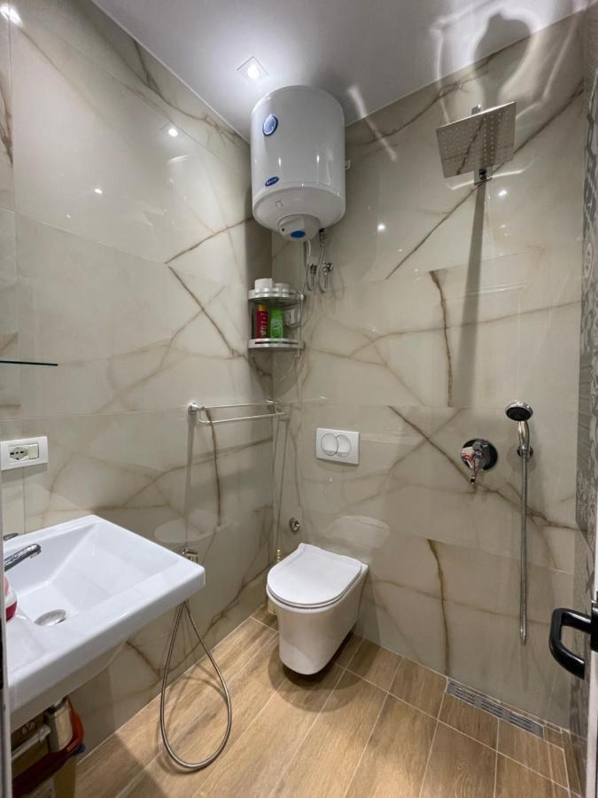 Modern 1 Bedroom City Apartment Tirana Exterior photo